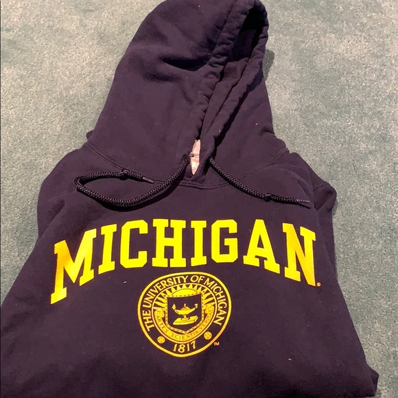 University of Michigan Hoodie Sweatshirt - Picture 2 of 2